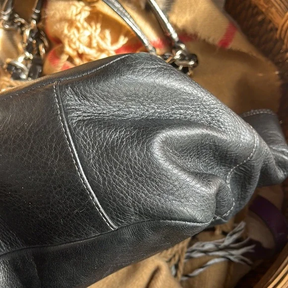 Authentic Coach Madison Tribeca East West Black Leather Tote Handbag #14111 - Picture 7 of 17